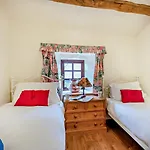 3 Bed In Holmrook Oc-94529 Nyaraló *